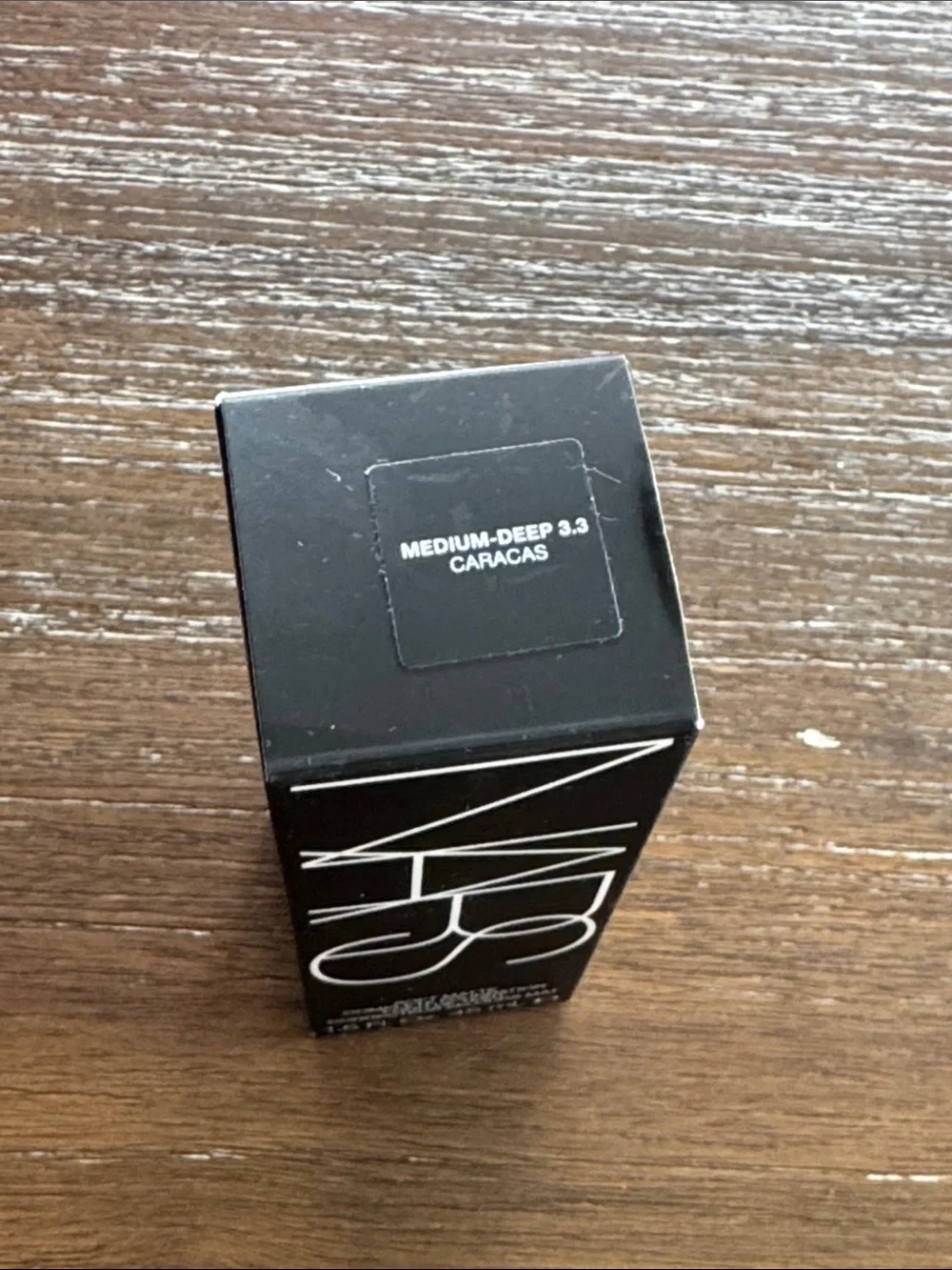 NARS Soft Matte Complete Foundation Medium-Deep 3.3 (Caracas)